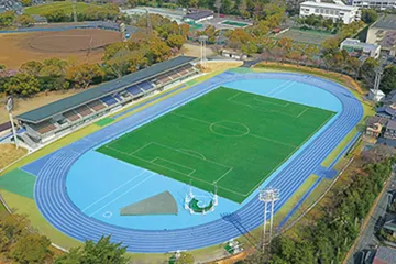 豊橋市陸上競技場の写真